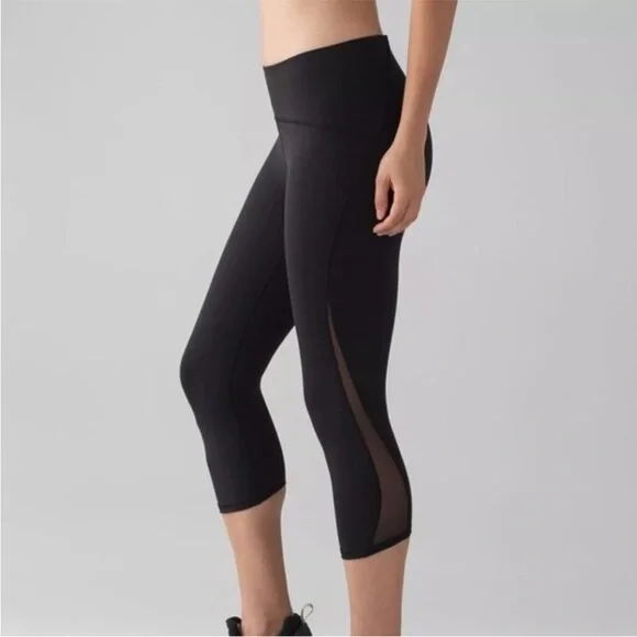 Lululemon Women Train Times Crop 17" (LW6ADDS) BLACK Mesh Panels Size 2 - Picture 1 of 6